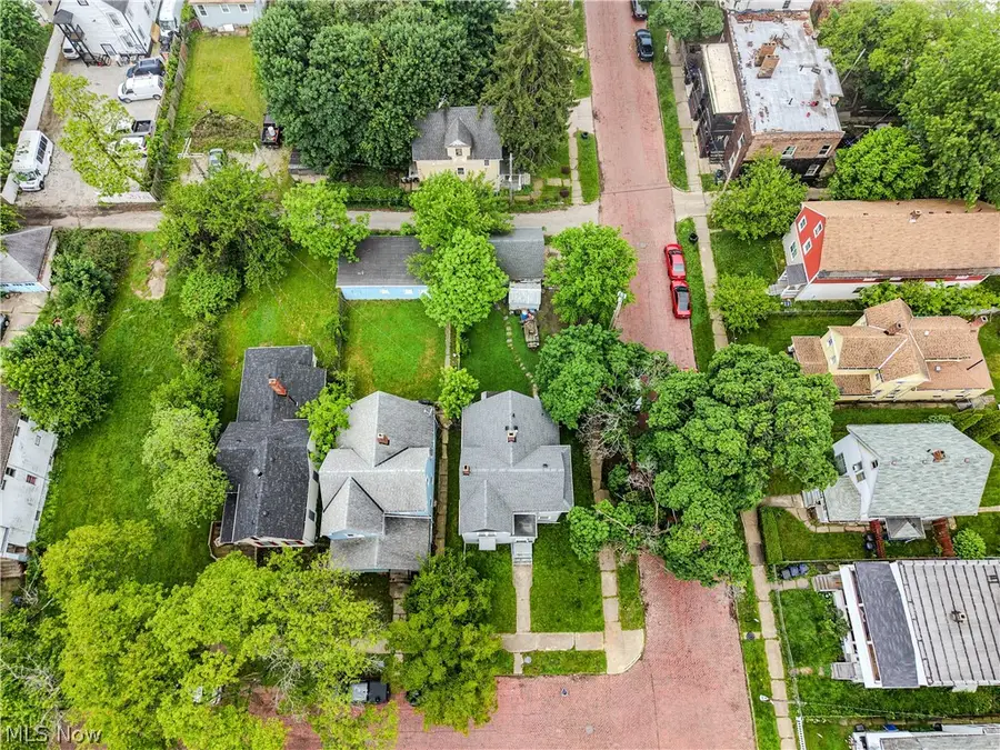 2102 W 96th Street, Cleveland, OH 44102 - #3
