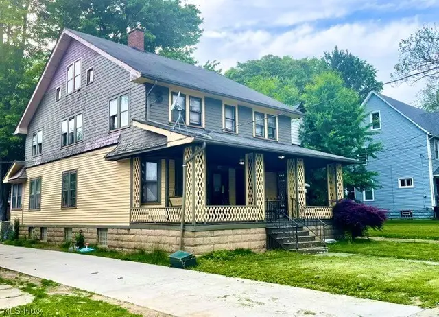 3890 W 34th Street, Cleveland, OH 44109 - #1