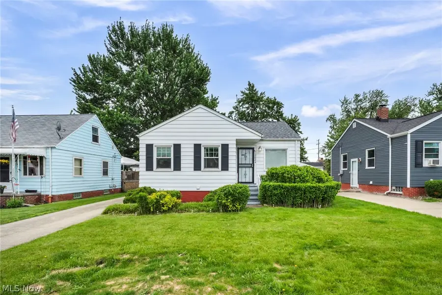 12624 Southern Avenue, Garfield Heights, OH 44125 - #2