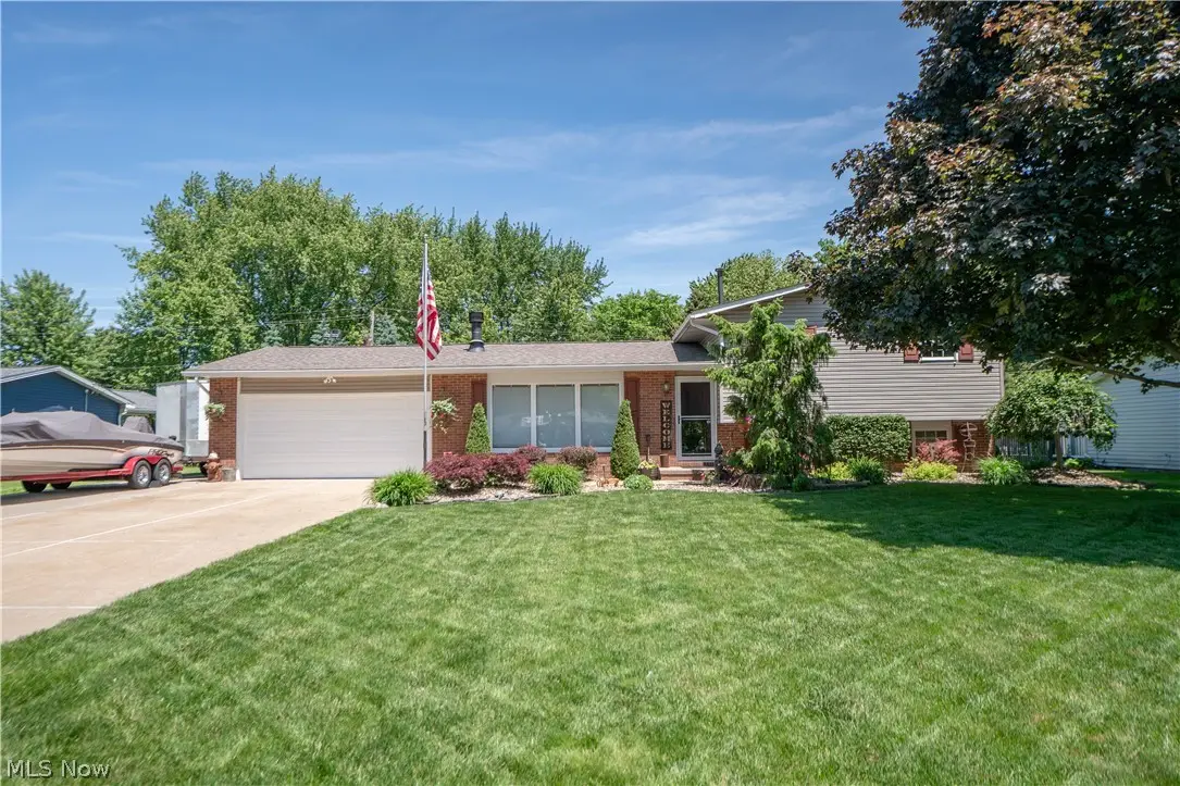 8026 Garnet Ne Avenue, Canton, OH 44721 - #1