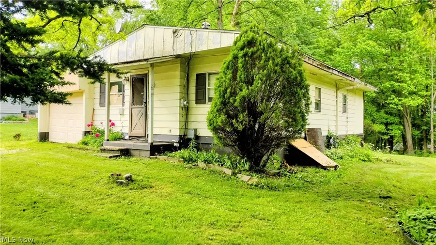 2399 Bonna Drive, Uniontown, OH 44685 - #3