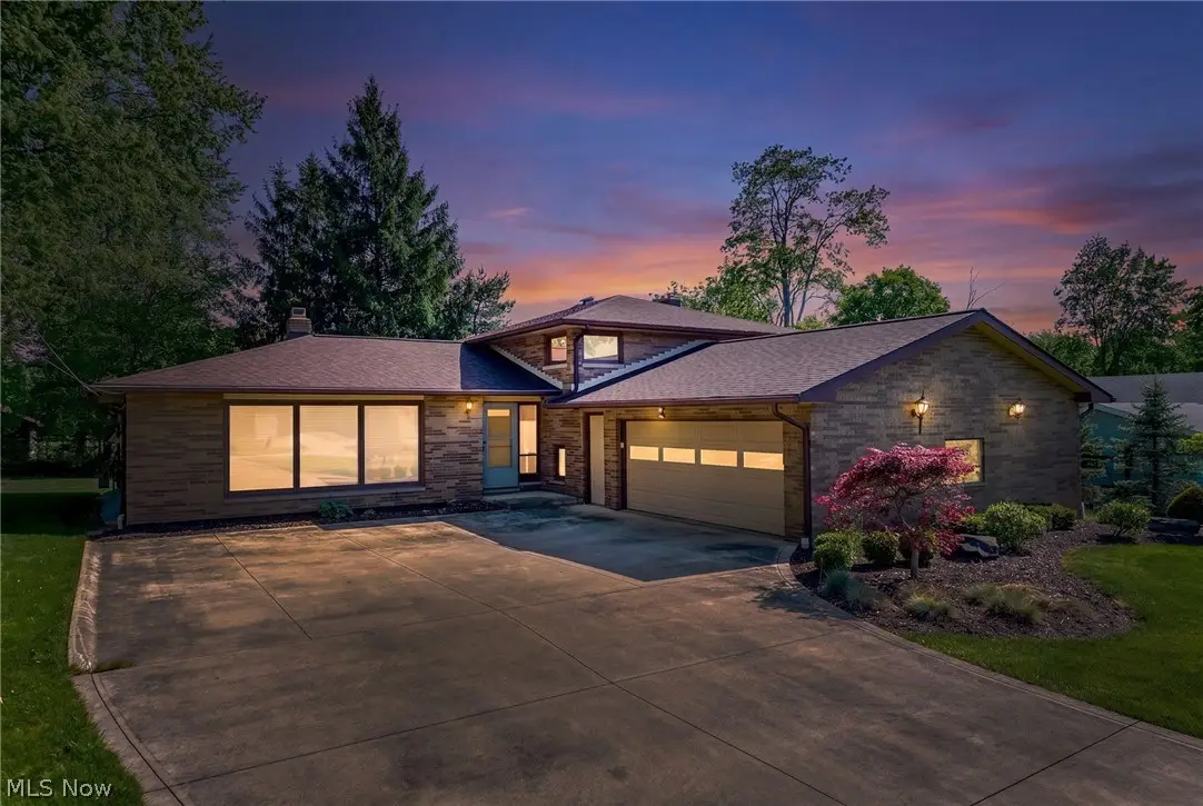 16385 Glendale Avenue, Strongsville, OH 44136 - #1