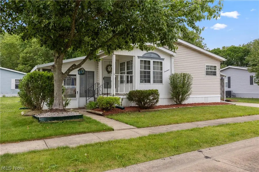 17 Schuberts Alley, Olmsted, OH 44138 - #2