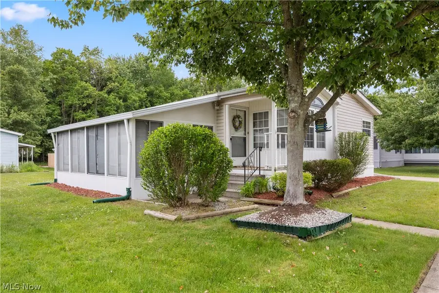 17 Schuberts Alley, Olmsted, OH 44138 - #3
