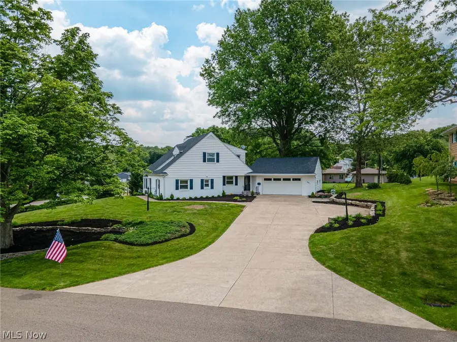 1691 Knob Hill Drive, Coshocton, OH 43812 - #3