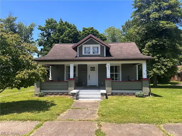 709 2nd Street, St Marys, WV 26170