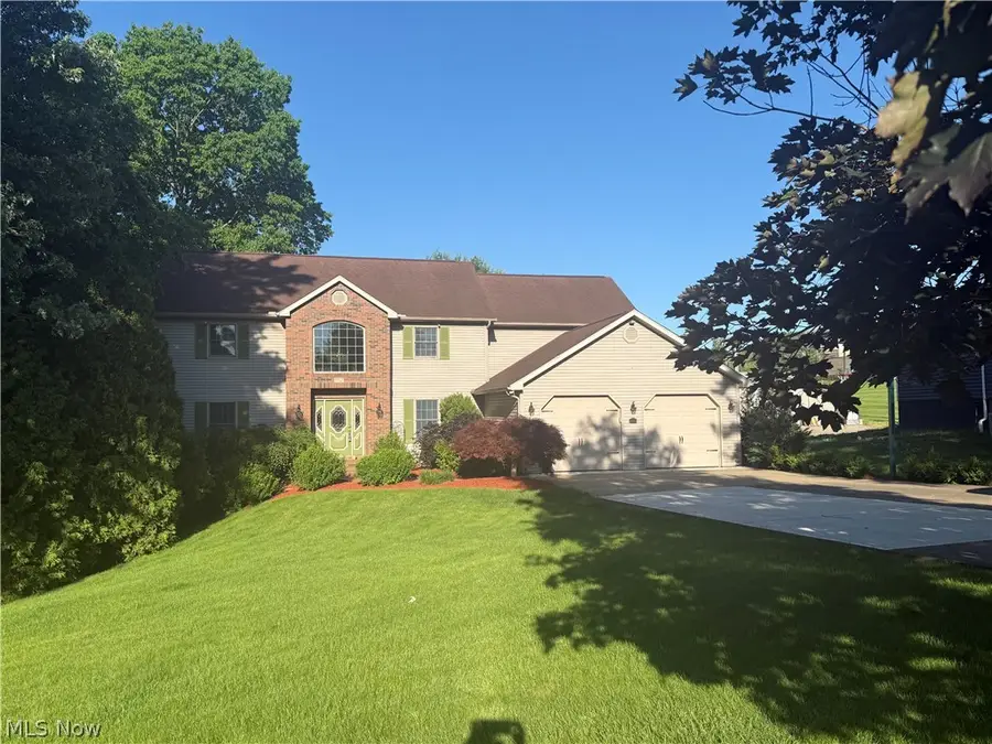 1552 N 14th Street, Cambridge, OH 43725 - #2
