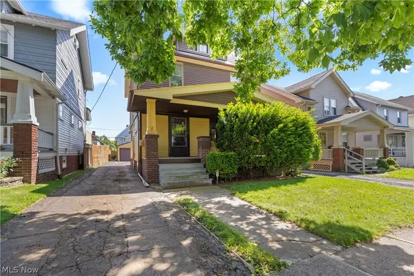 11301 Linnet Avenue, Cleveland, OH 44111
