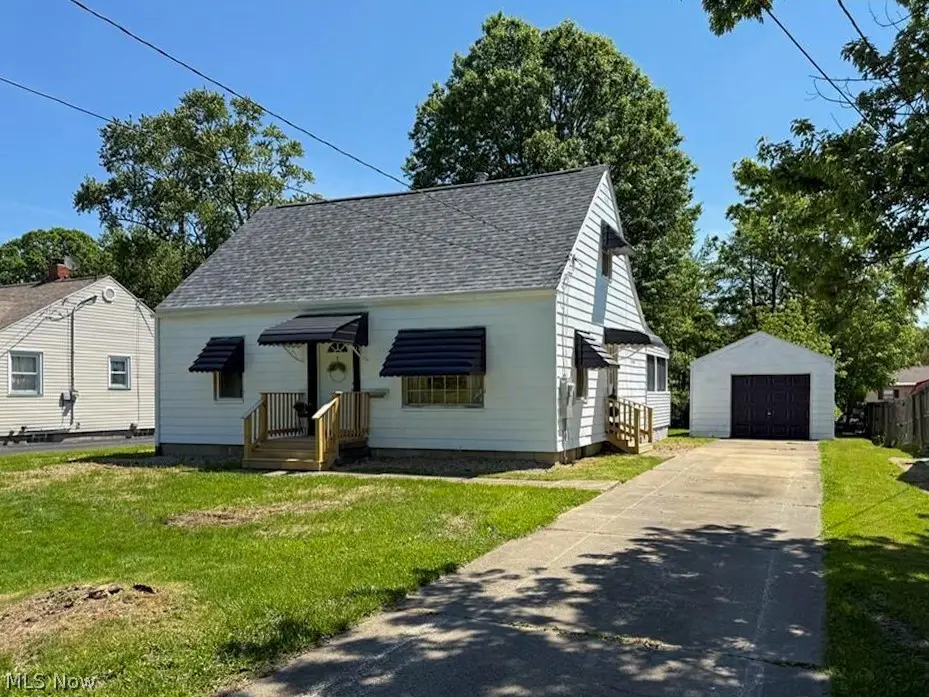 1892 Drexel Nw Avenue, Warren, OH 44485 - #1