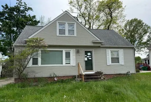 736 E 305th Street, Willowick, OH 44095 - #1