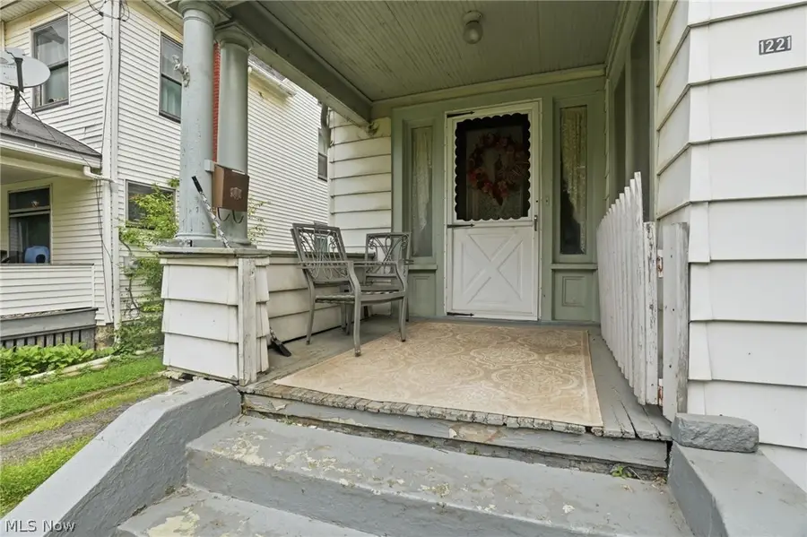 1221 Florencedale Avenue, Youngstown, OH 44505 - #3