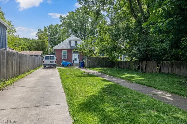 4101 John Avenue, Cleveland, OH 44113