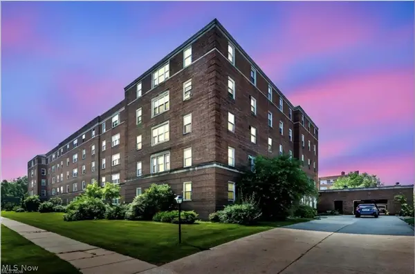 13800 Fairhill Road #420, Shaker Heights, OH 44120