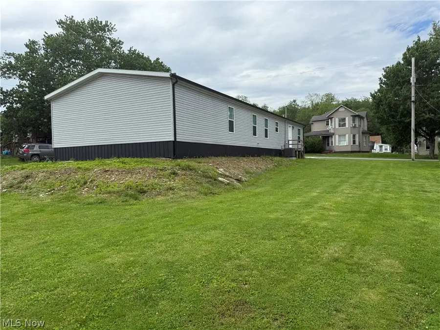 511 Jefferson Street, Salineville, OH 43945 - #3
