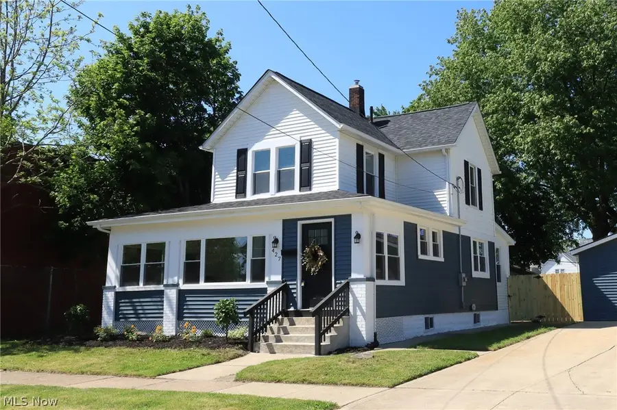 427 South Street, Fairport Harbor, OH 44077 - #2
