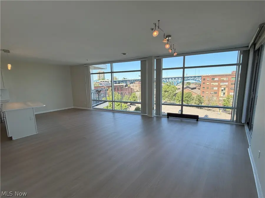 1237 Washington Avenue #809, Cleveland, OH 44113 - #3