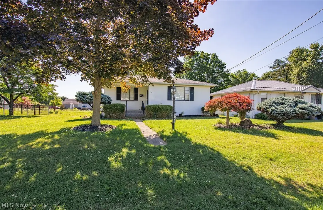 740 Mary Street, Belpre, OH 45714 - #1