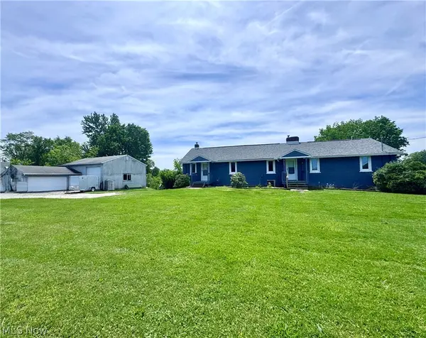 887-889 Colony Drive, Aurora, OH 44202