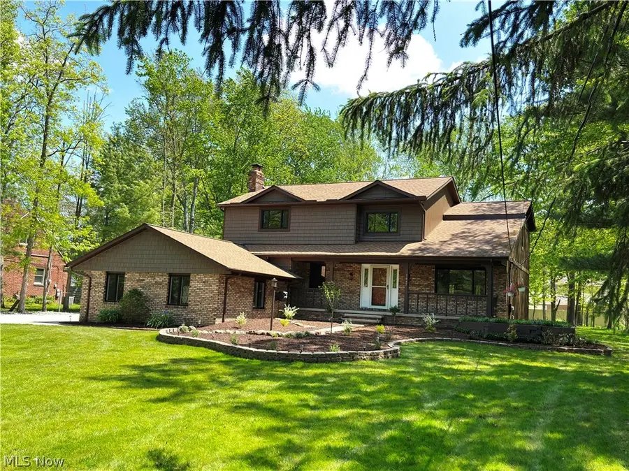 7447 Mclellan Drive, Walton Hills, OH 44146 - #2