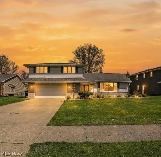 1905 Camberly Drive, Lyndhurst, OH 44124 - #2