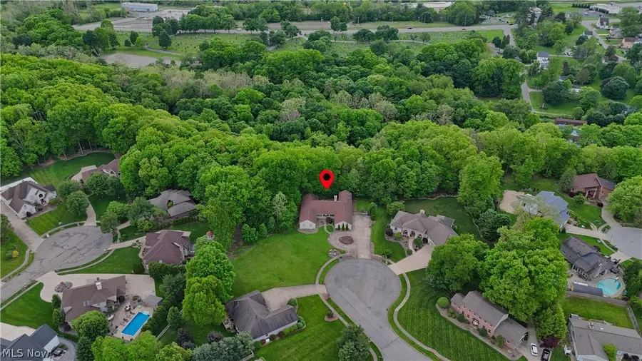 1751 Squaw Creek Drive, Girard, OH 44420 - #2
