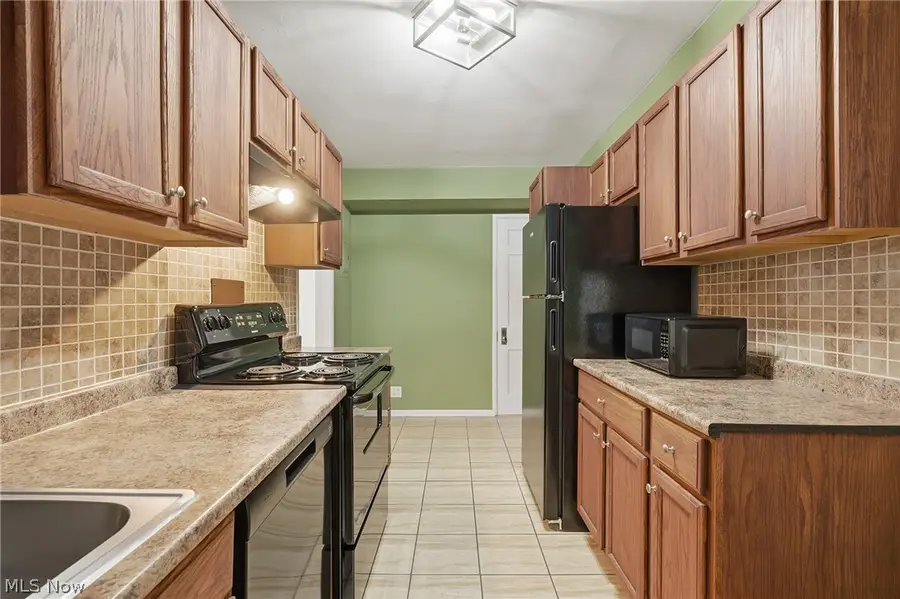 13500 Shaker Boulevard #203, Cleveland, OH 44120 - #3