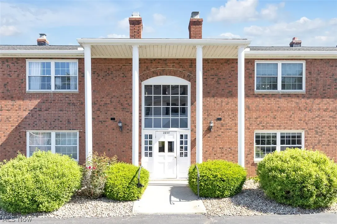 2854 Pease Drive #203S, Rocky River, OH 44116 - #1