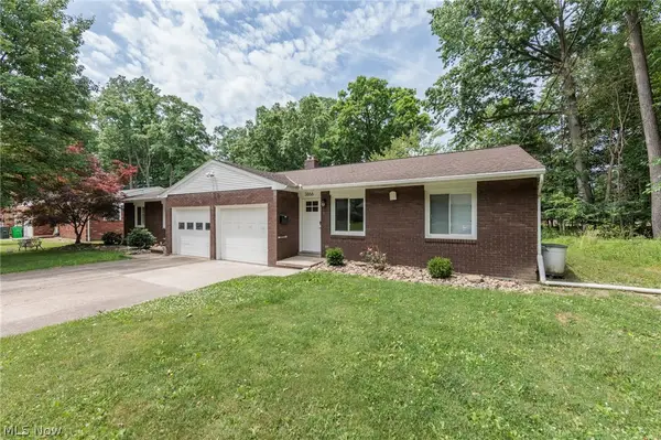 3862 & 3866 Seneca Street, Stow, OH 44224