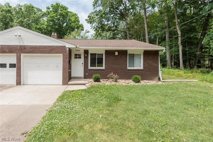 3862 & 3866 Seneca Street, Stow, OH 44224 - #2