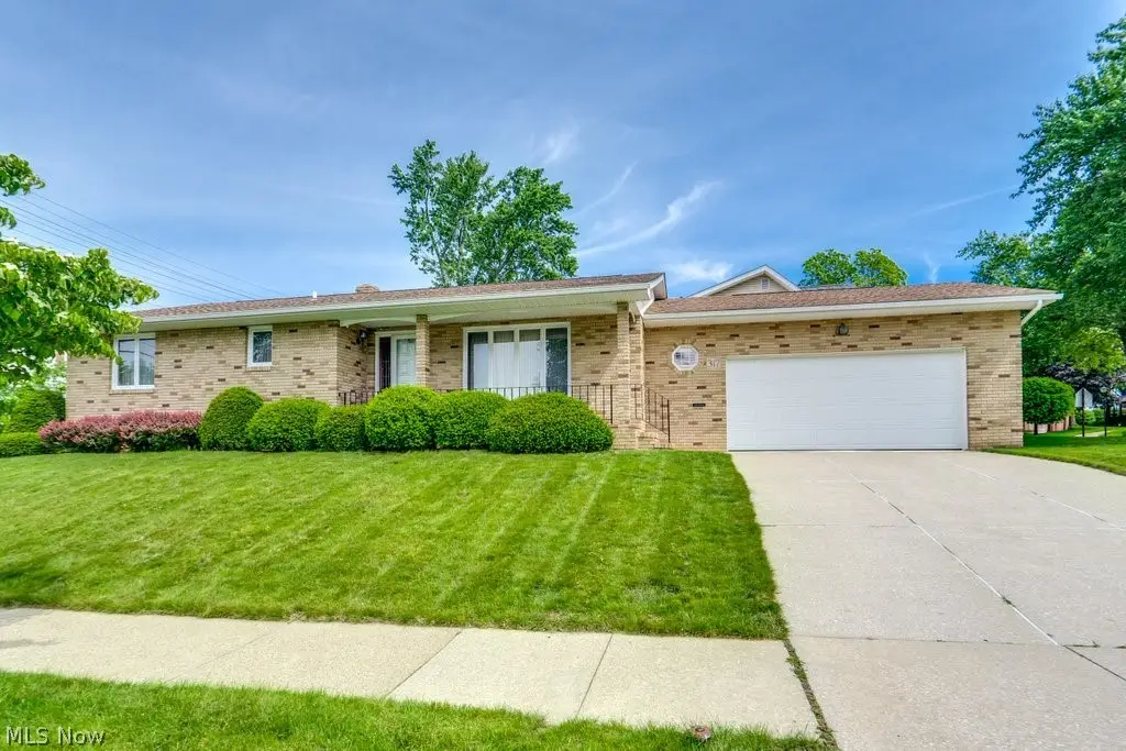 317 E Linwood Avenue, Akron, OH 44301 - #1