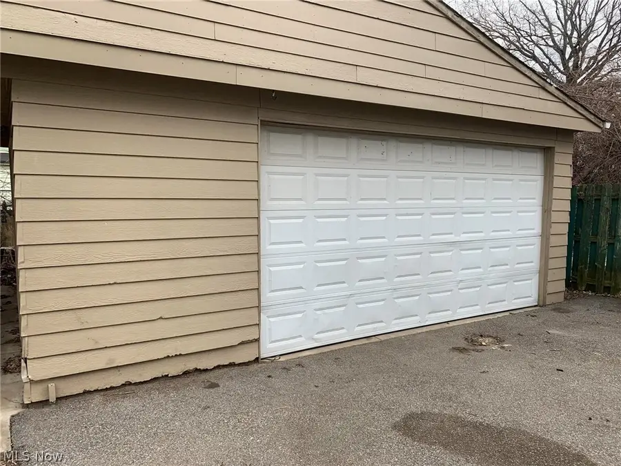 449 Cleveland Road, Cleveland, OH 44108 - #3