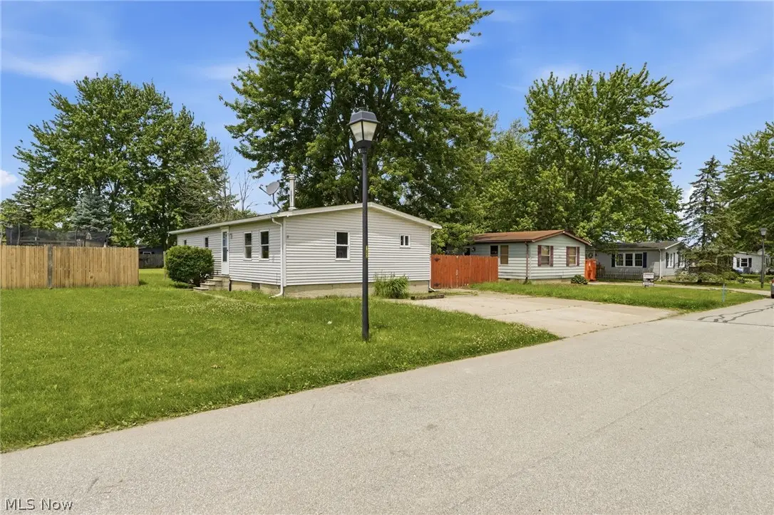 490 Arabian Court, Lagrange, OH 44050 - #1