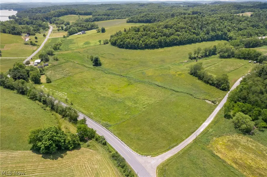 Fargo Sw Road, Dellroy, OH 44620 - #2