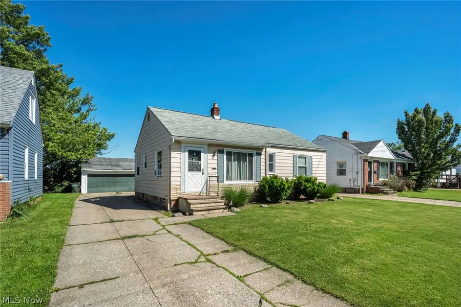 28815 Alton Road, Wickliffe, OH 44092 - #3