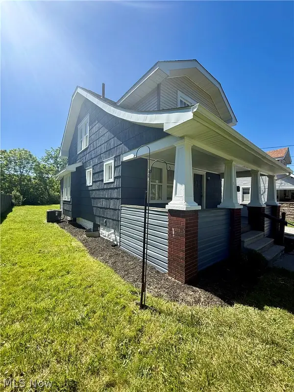 586 Brittain Road, Akron, OH 44305
