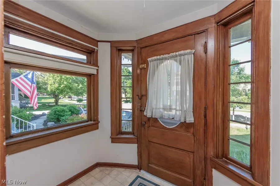 1301 Mathews Avenue, Lakewood, OH 44107 - #2