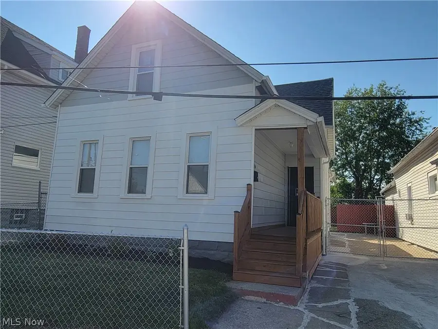3594 W 60th Street, Cleveland, OH 44102 - #3