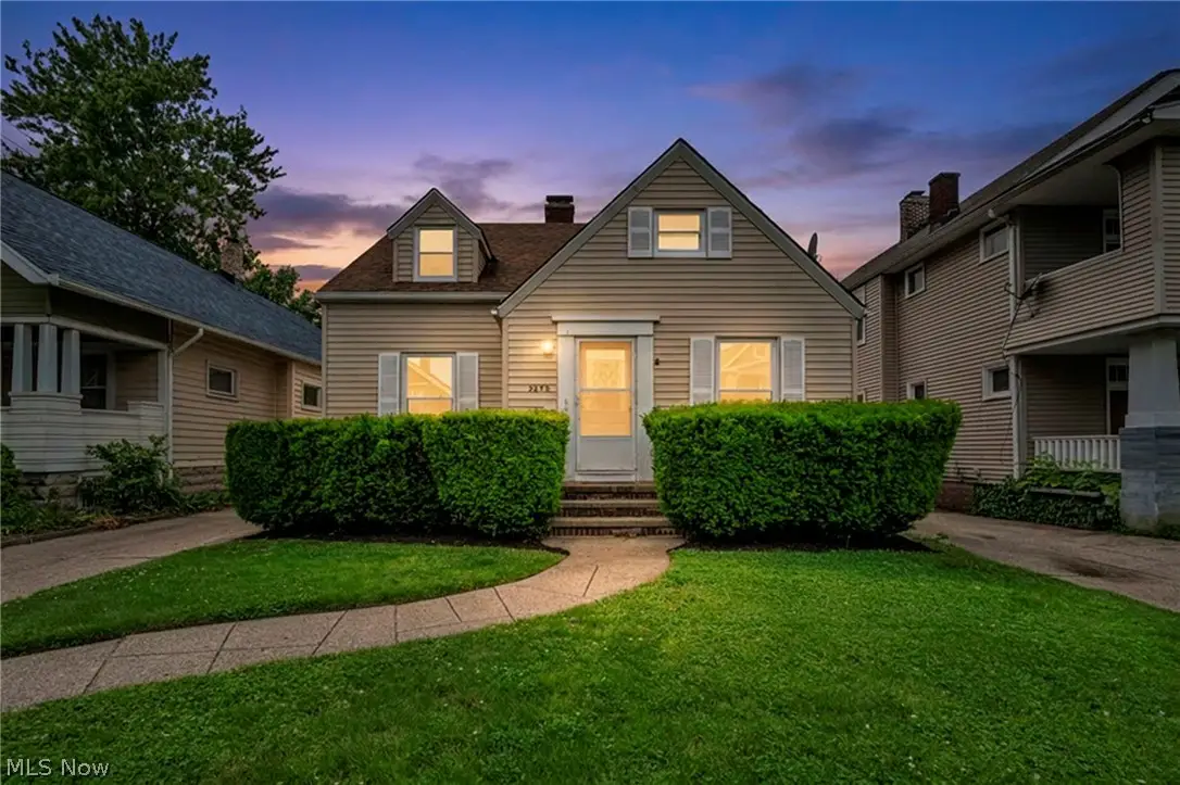 3658 W 138th Street, Cleveland, OH 44111 - #1