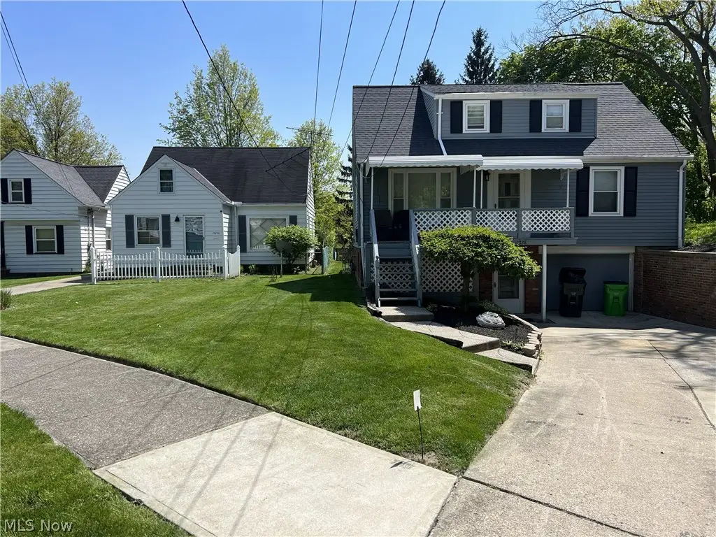 10828 Mountview Avenue, Garfield Heights, OH 44125 - #1