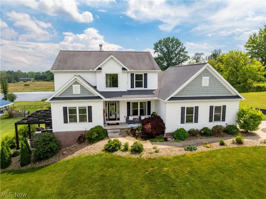 3990 Smith Kramer Ne Street, Hartville, OH 44632 - #2