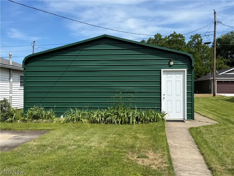 3103 9th Avenue, Vienna, WV 26105 - #2