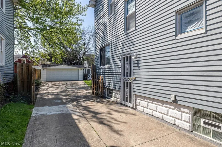 12708 Dove Avenue, Cleveland, OH 44105 - #3