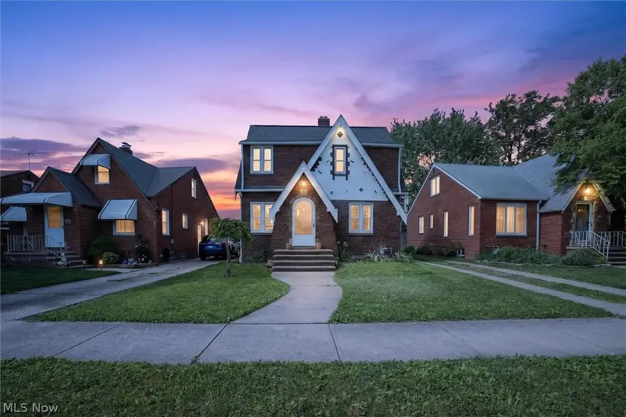 2902 Russell Avenue, Parma, OH 44134 - #3