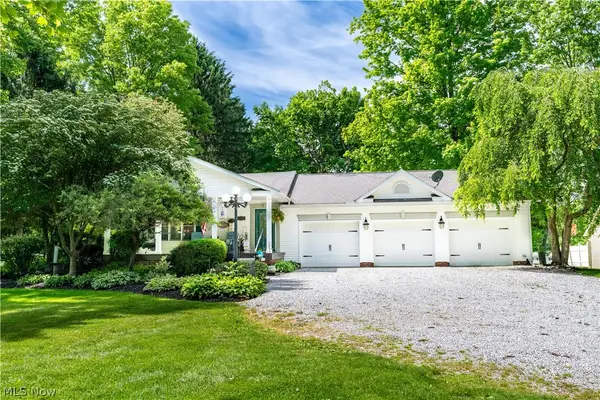3522 Lovers Lane, Ravenna, OH 44266