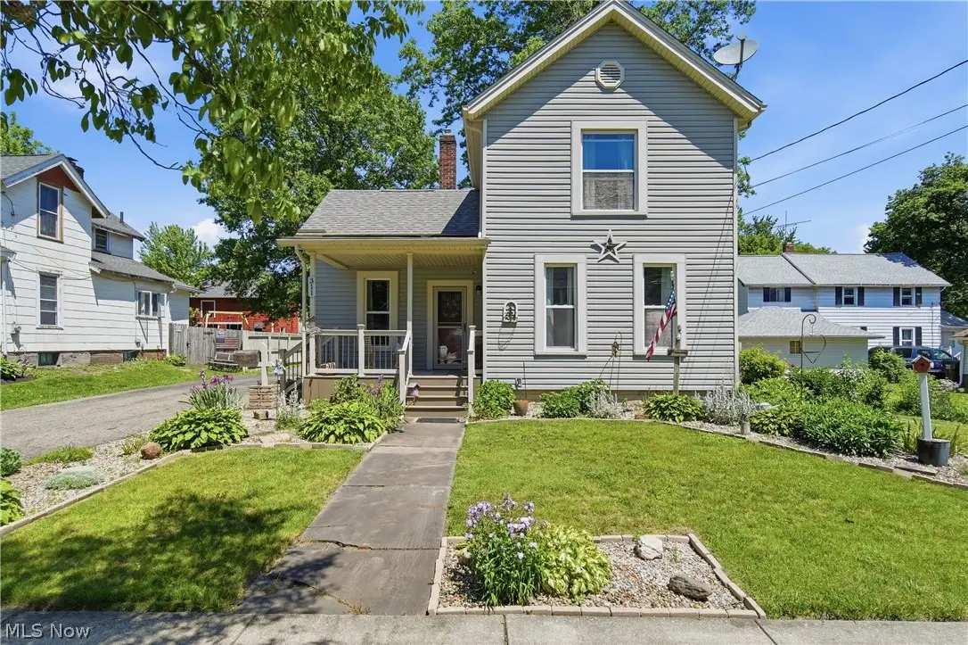 311 E Highland Avenue, Ravenna, OH 44266 - #1