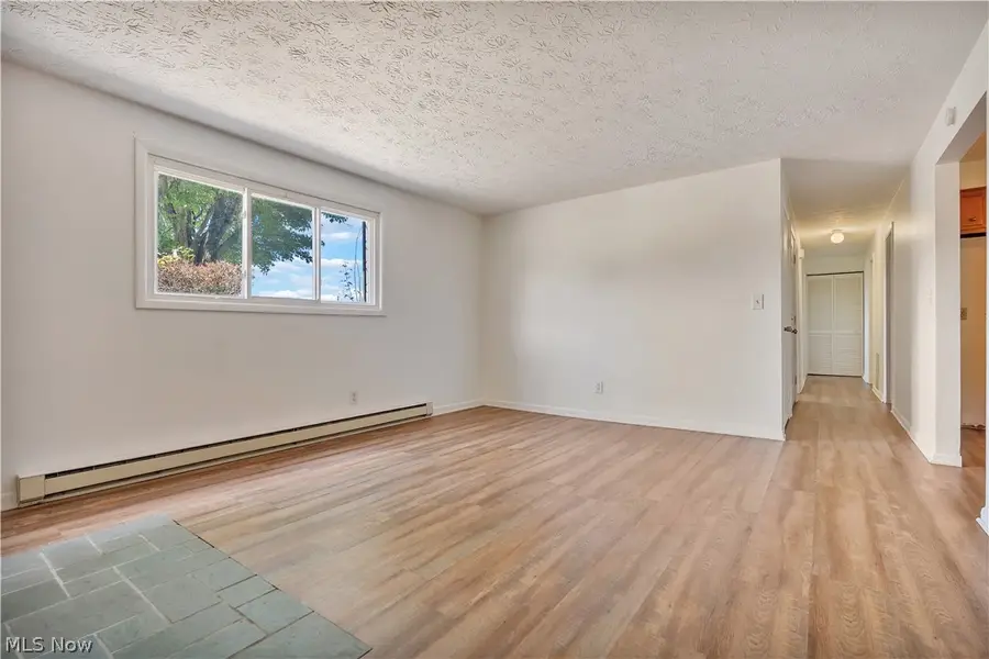72-74 Briarcliff Ne Avenue, Alliance, OH 44601 - #3