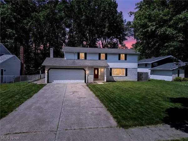 27864 Edgepark Boulevard, North Olmsted, OH 44070