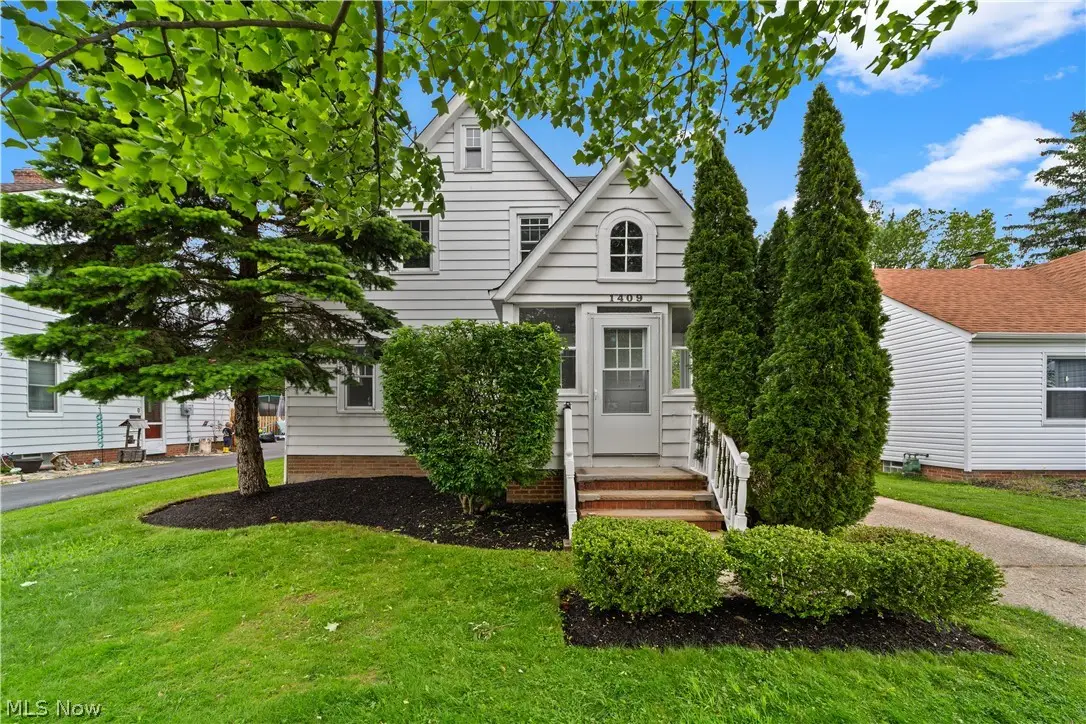 1409 Mayfield Ridge Road, Mayfield Heights, OH 44124 - #1