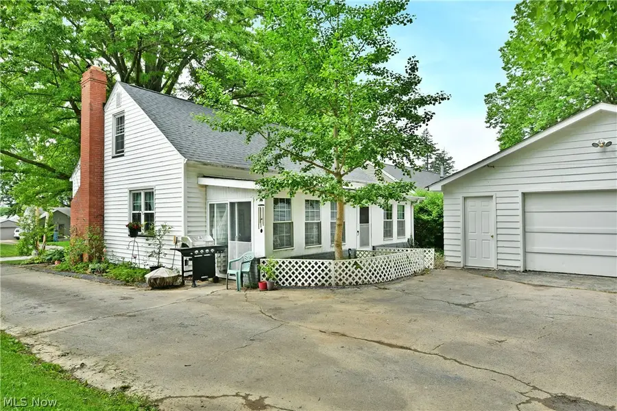 7435 Westview Drive, Youngstown, OH 44512 - #3