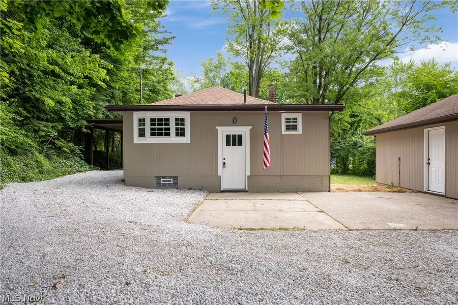 206 Lakota Avenue, Portage Lakes, OH 44319 - #2